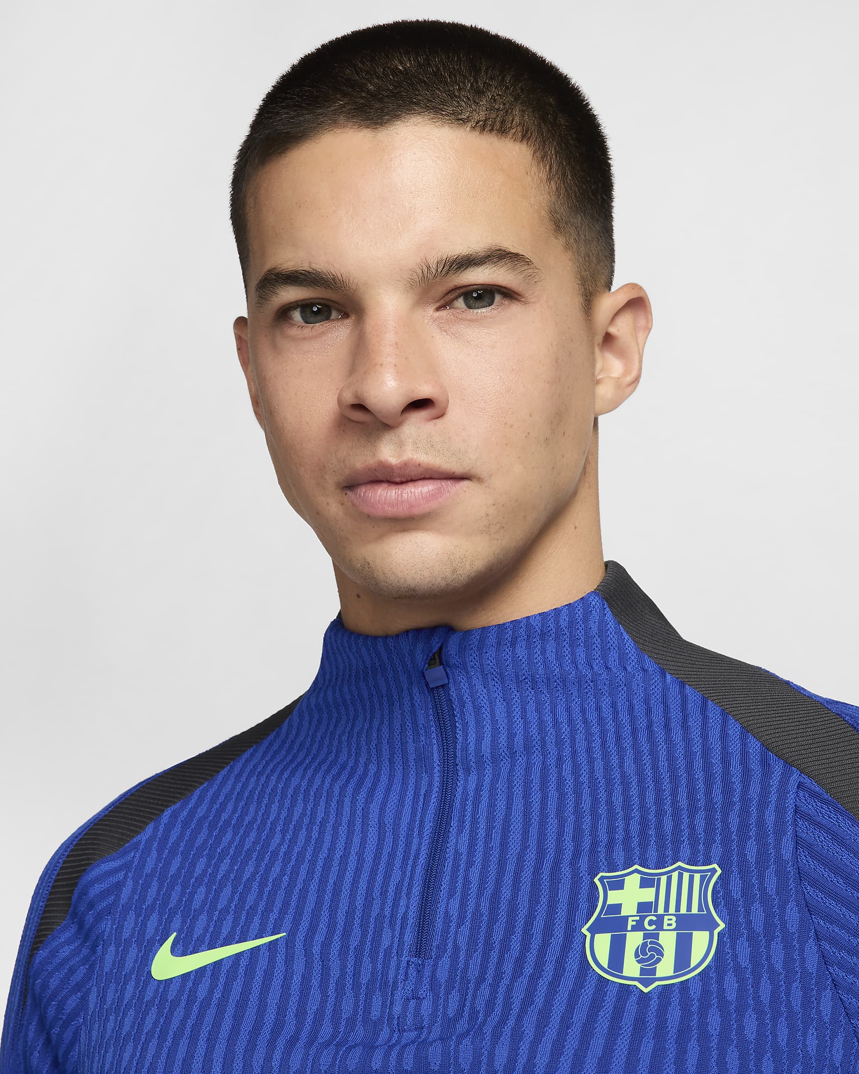 3e haut d entraînement de foot en maille Nike Dri FIT ADV FC Barcelona